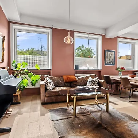 Apartamento Stylish With Rooftop Terrace *